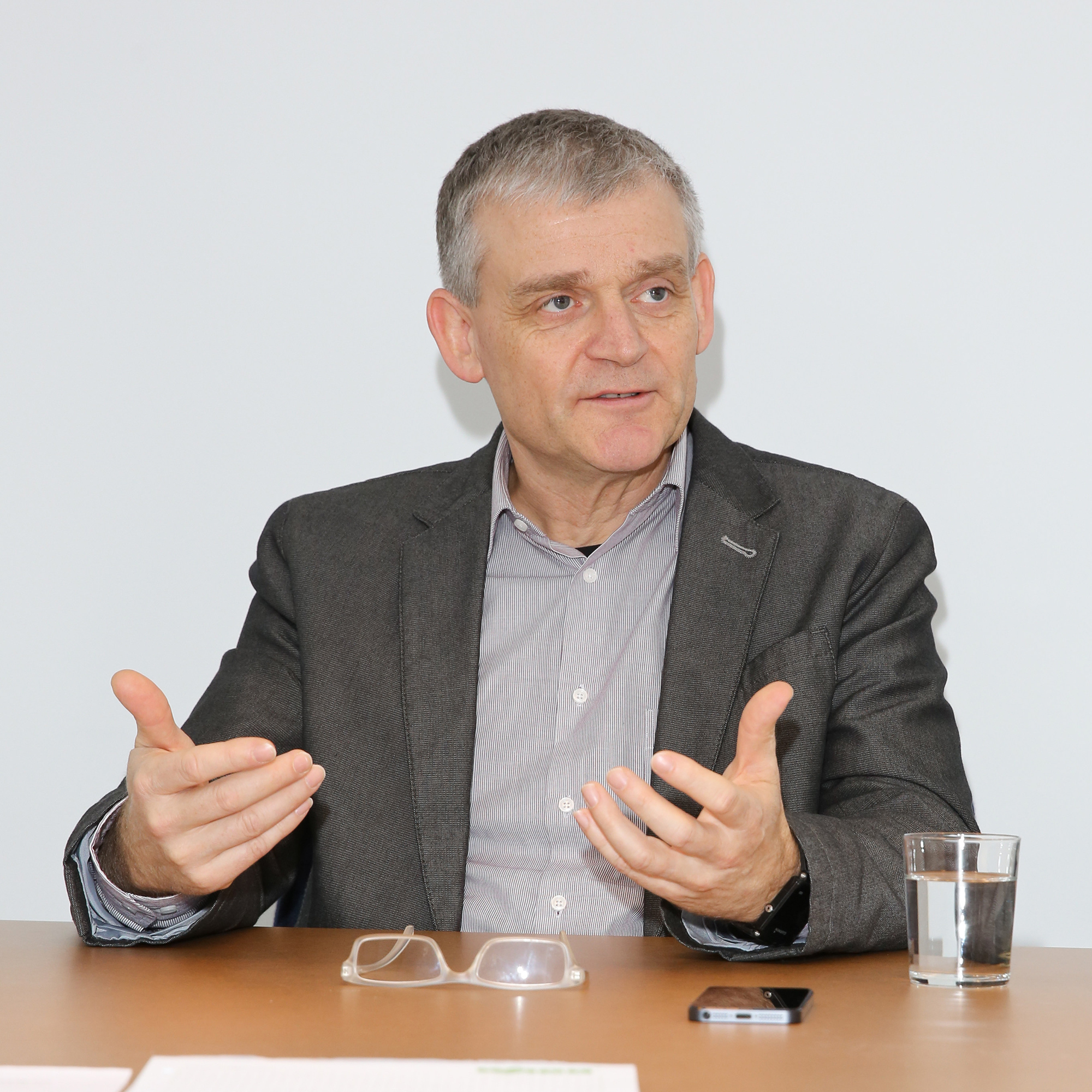 building_licht_interview_professor-matthias-wambganss_3_2000x2000.jpg