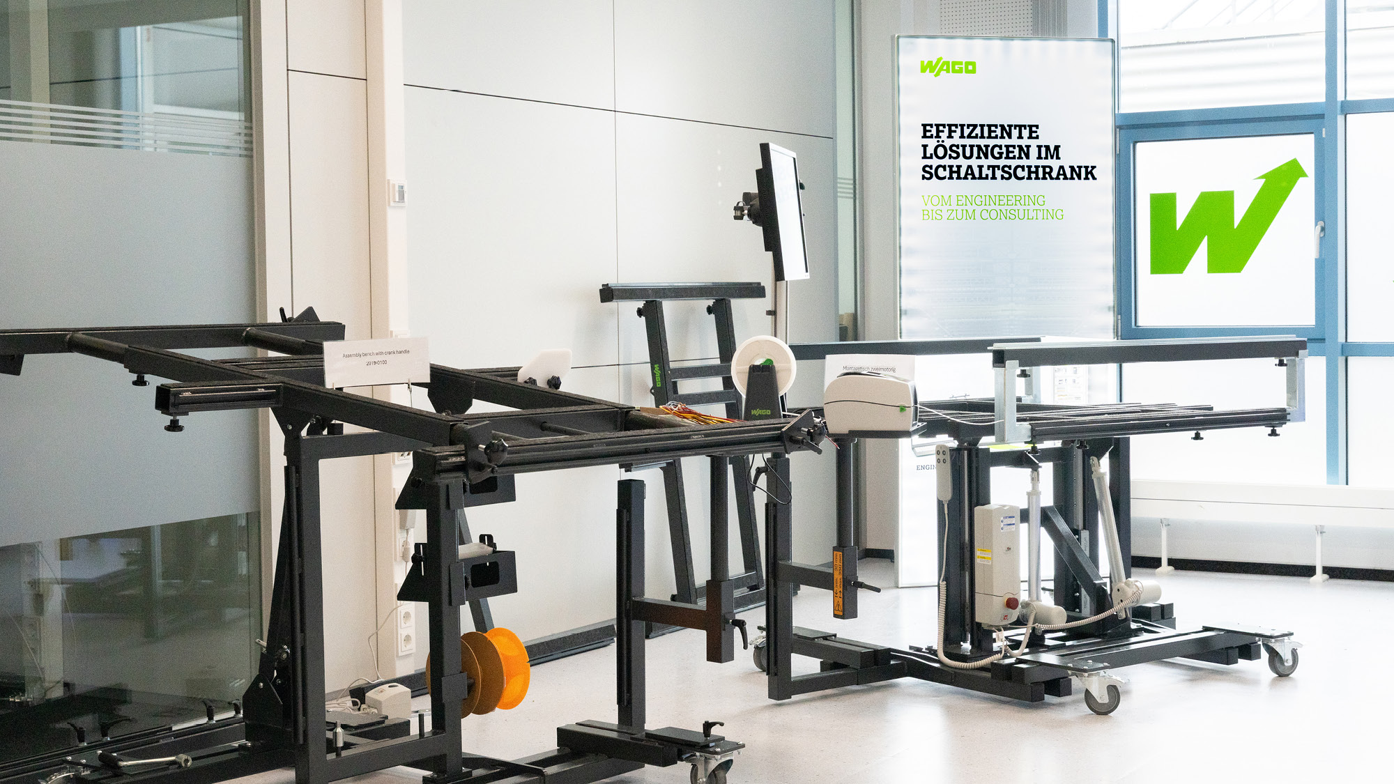 CH-1844331_Website_Update_Teaser_Showroom_Ergonomic_Tools_2000x1125.jpg