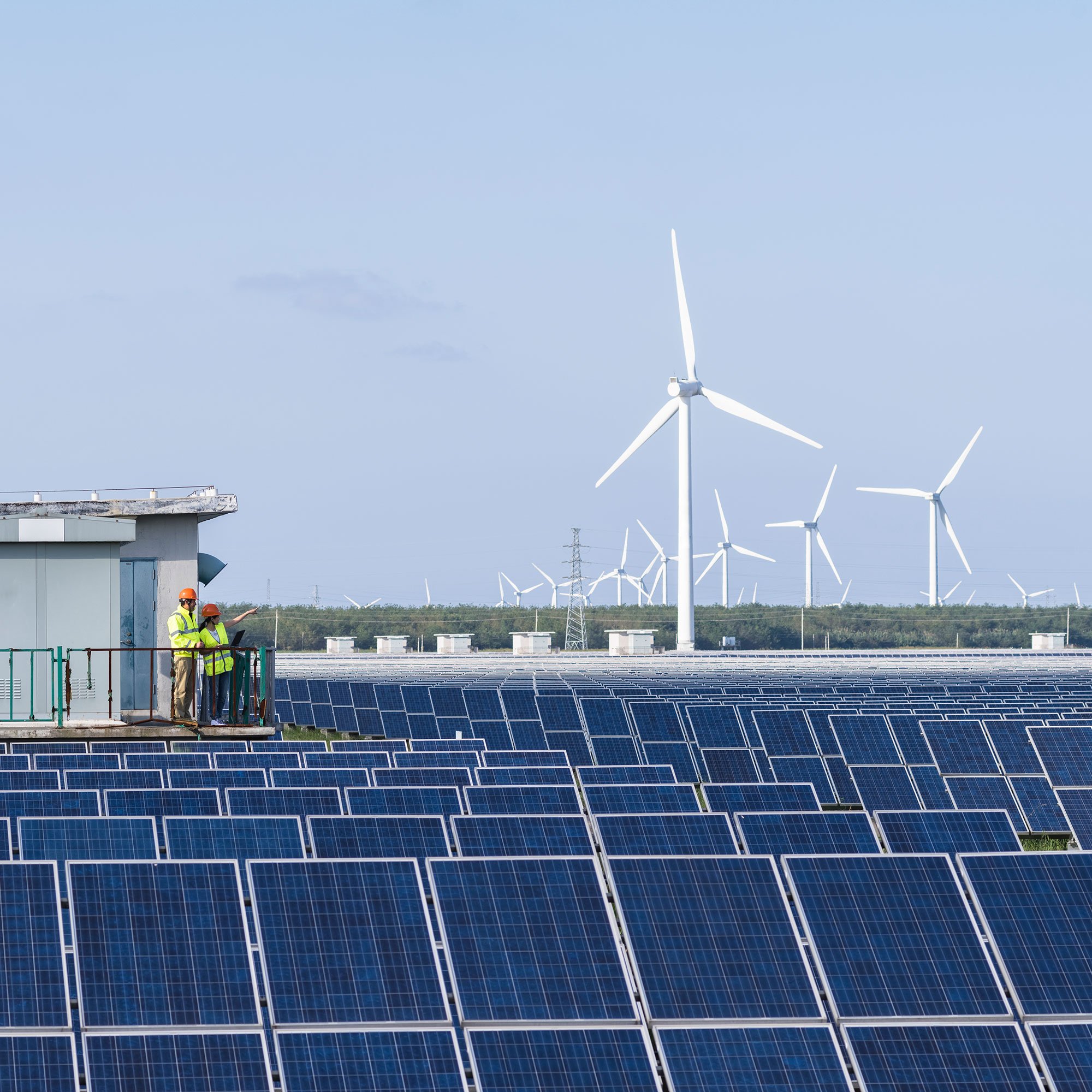 energy_wechselrichter_solar_windkraft_gettyimages-522921291_2000x2000.jpg