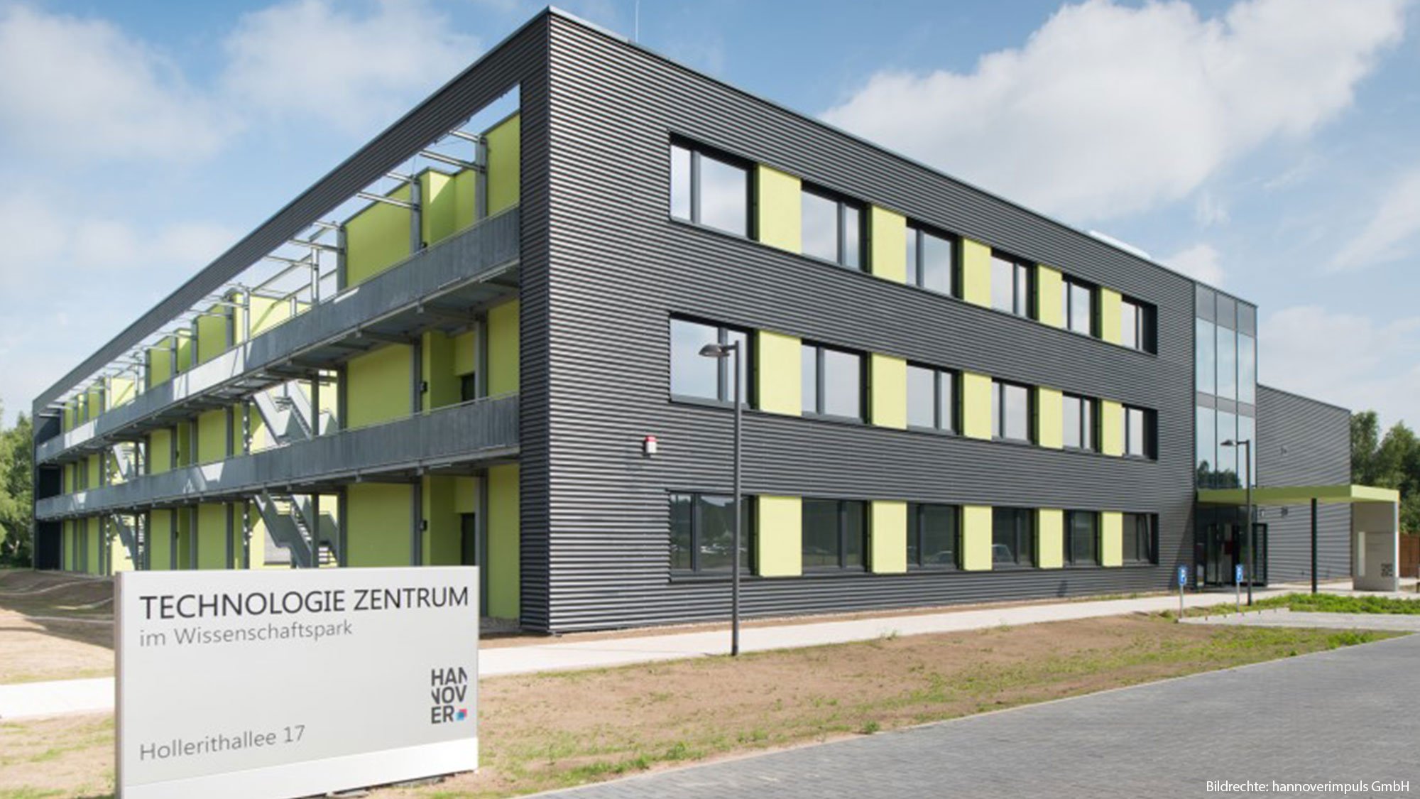 unternehmen_mm-software-hannover_technologiezentrum_2000x1125_6.jpg