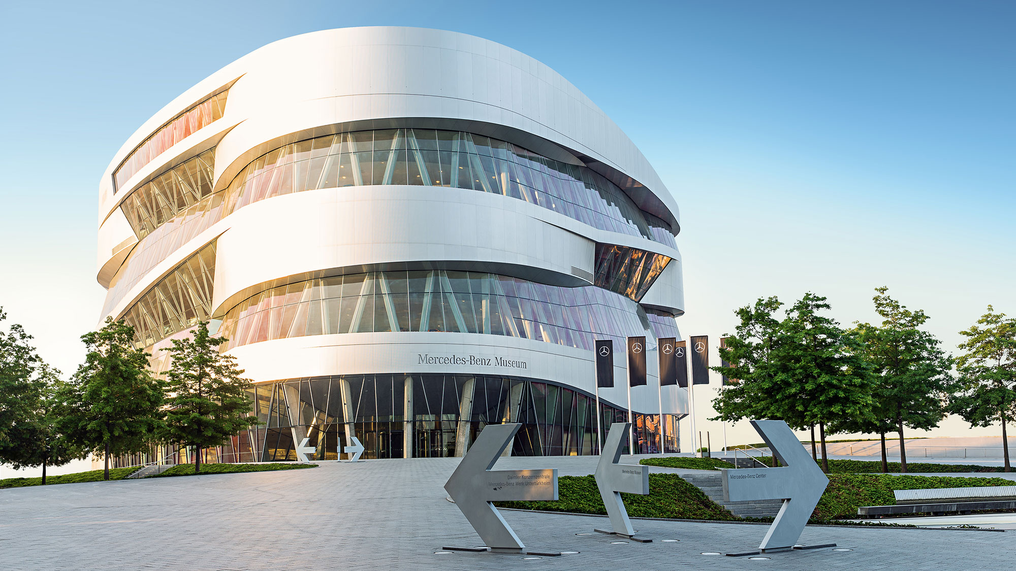 MM-42389_GWA_Reference_Daimler-Museum-Stuttgart_D157621_2000x1125.jpg