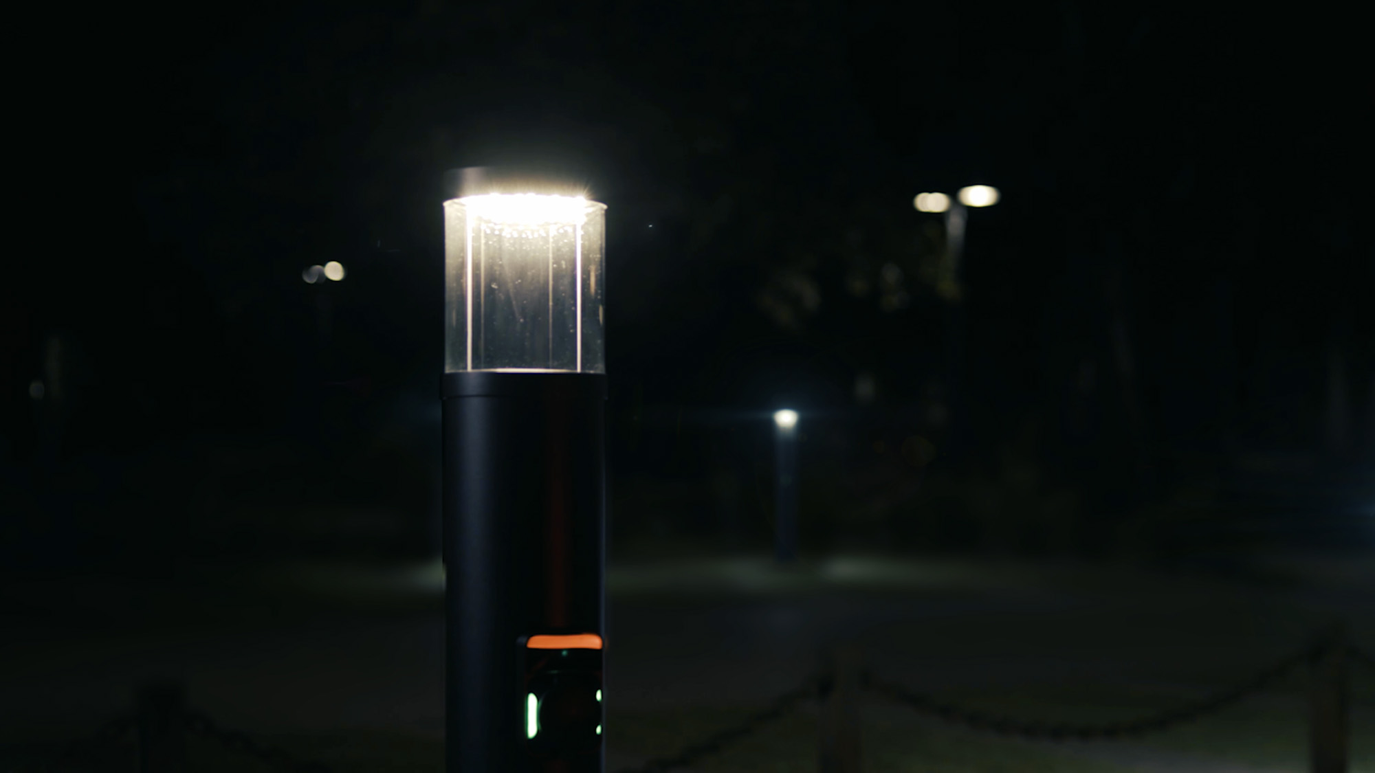 MM-470944_new-website-page-reference-report-RZB-bollard-light_3_2000x1125.jpg