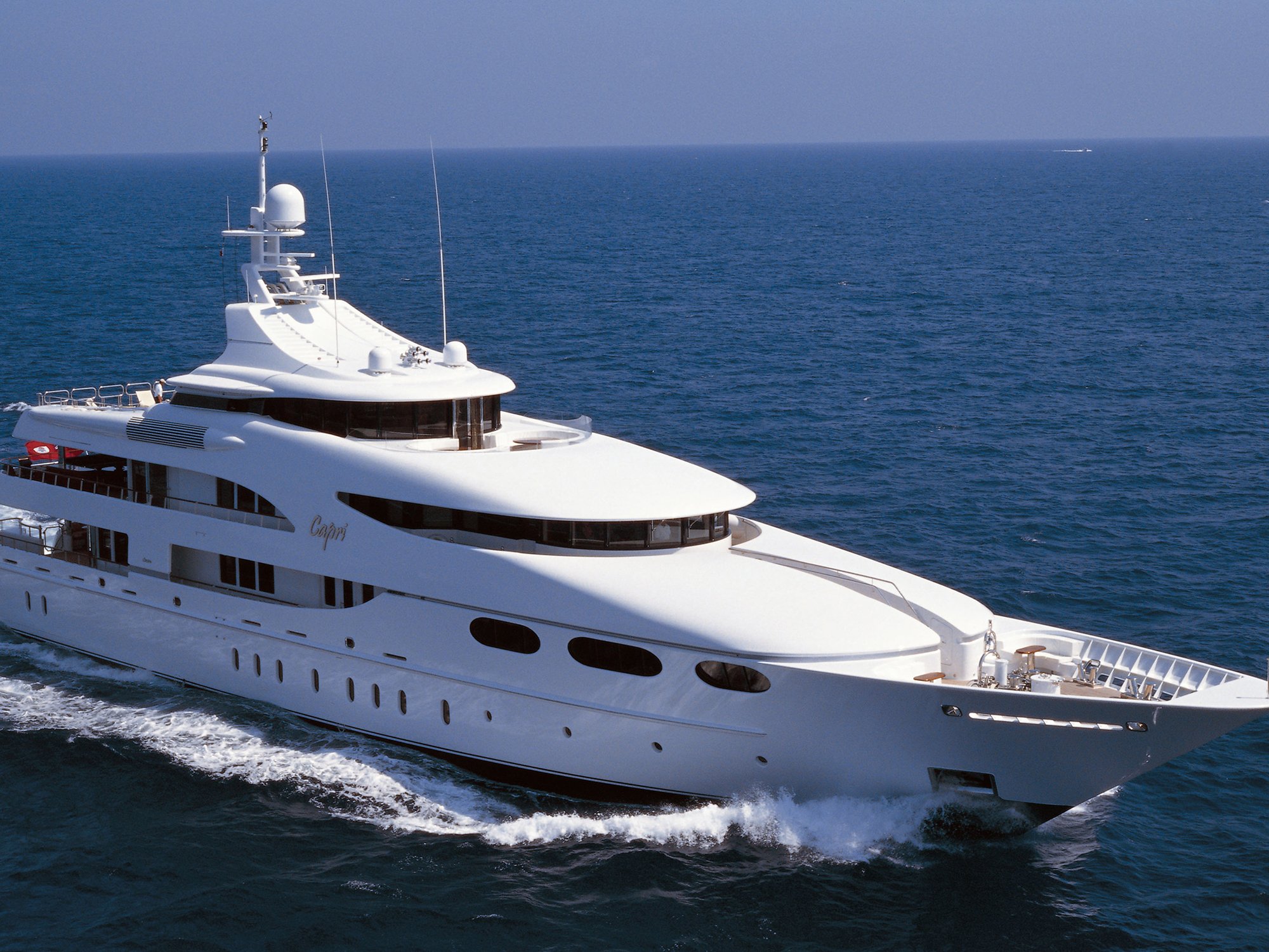 marine_schiff_capri_luxusyacht_2000x1500.jpg