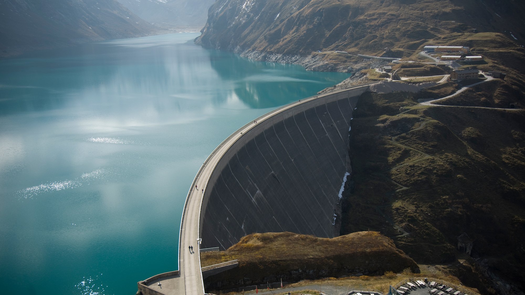 energy_regenerative energieerzeugung_wasserkraft_gettyimages-157287362_2000x1125.jpg