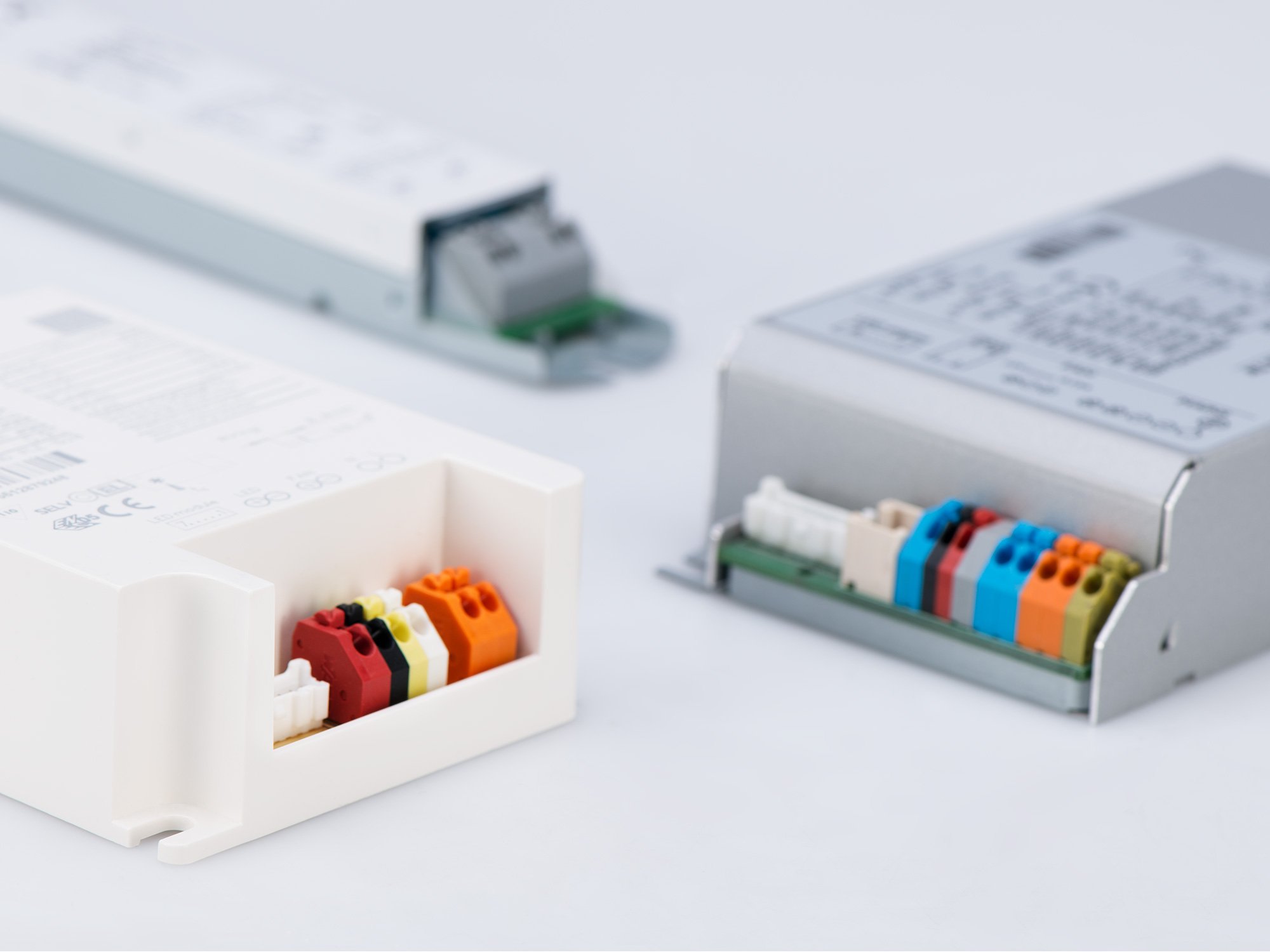 lighting_led_leuchtentechnik_anschlusstechnik-fuer-led-treiber_2000x1500.jpg