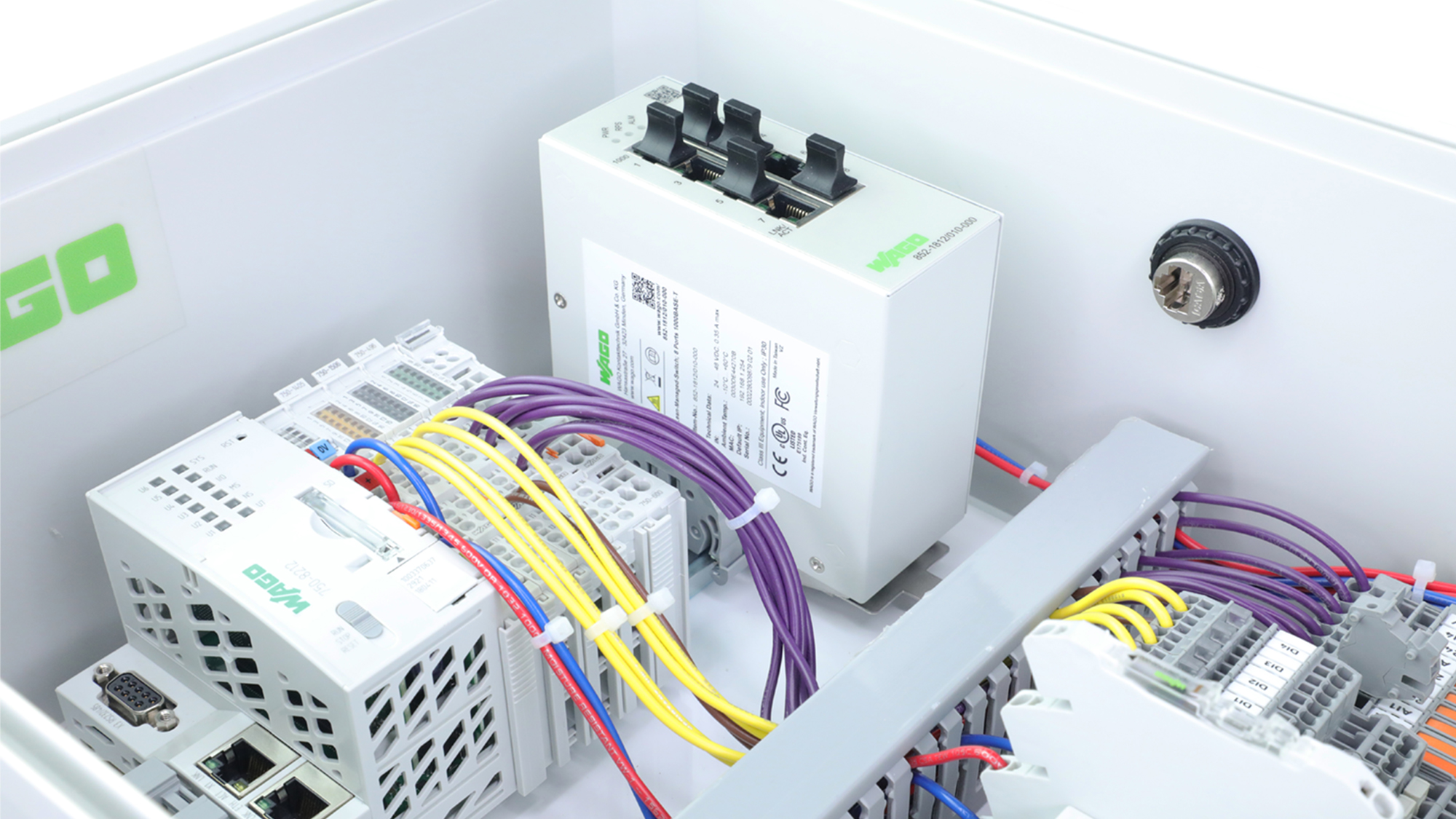 side_Iot_box 2000x1125