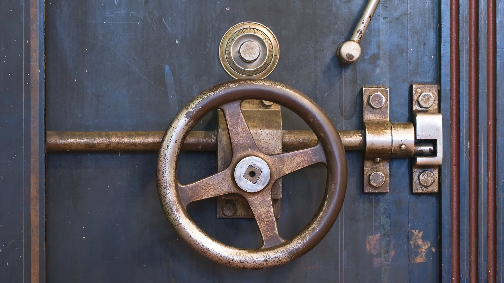 digitalisierung_referenz_fort-knox_cybersecurity_istock_172776360_2000x1125.jpg