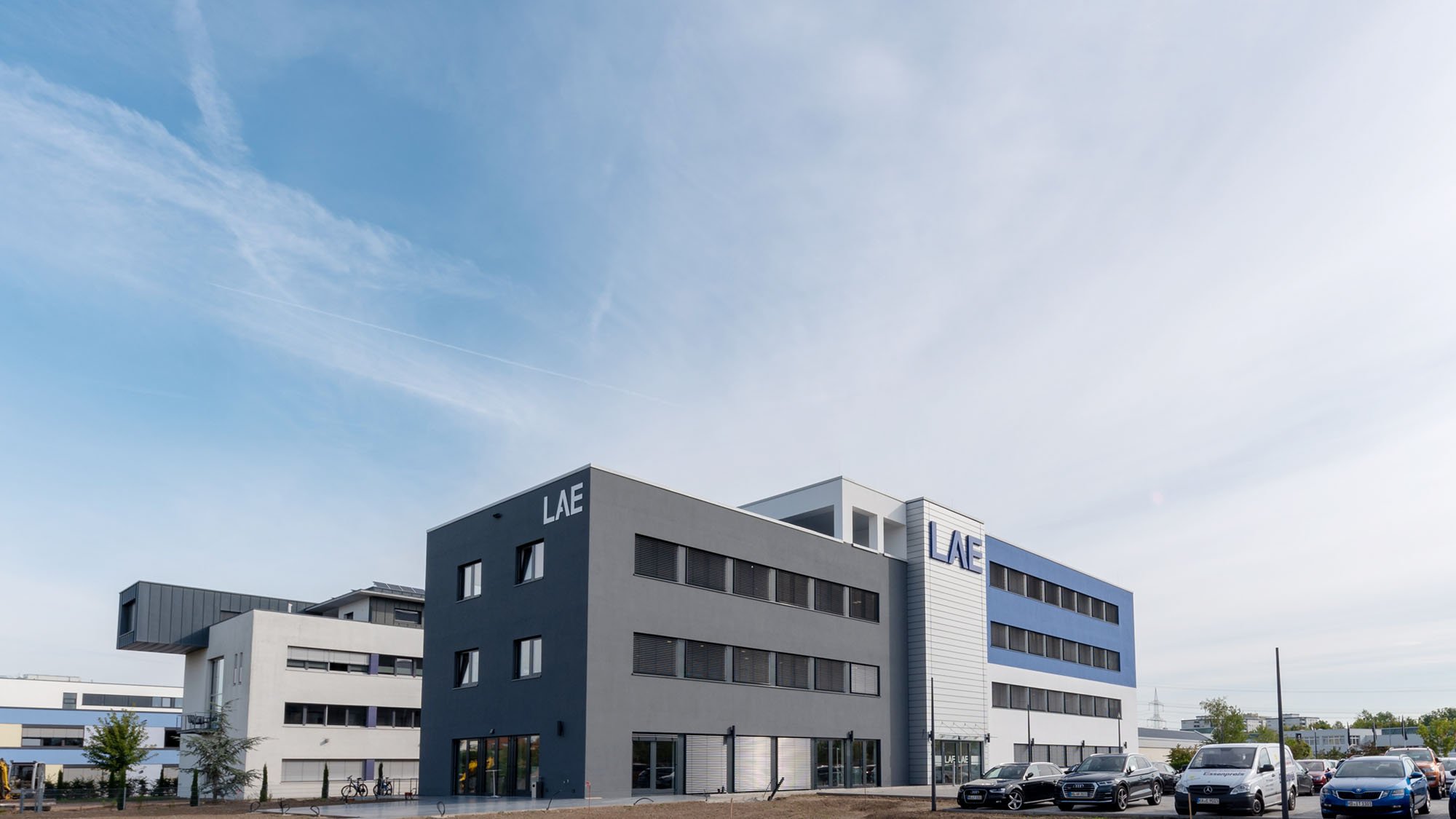 MM-19883 new website page reference report LAE Neubau Gebäude 2019_2000x1125.jpg