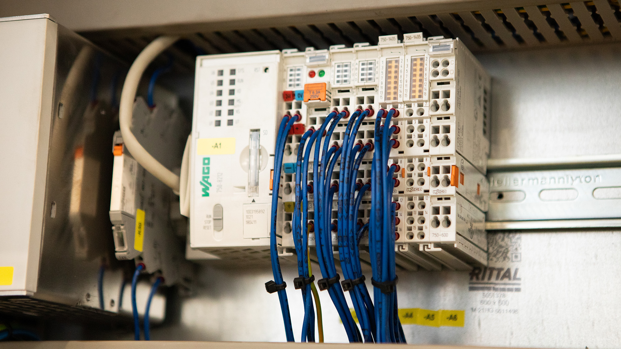 MM-14774_new-website-page_iot-box-reference_liebherr_10_2000x1125.jpg