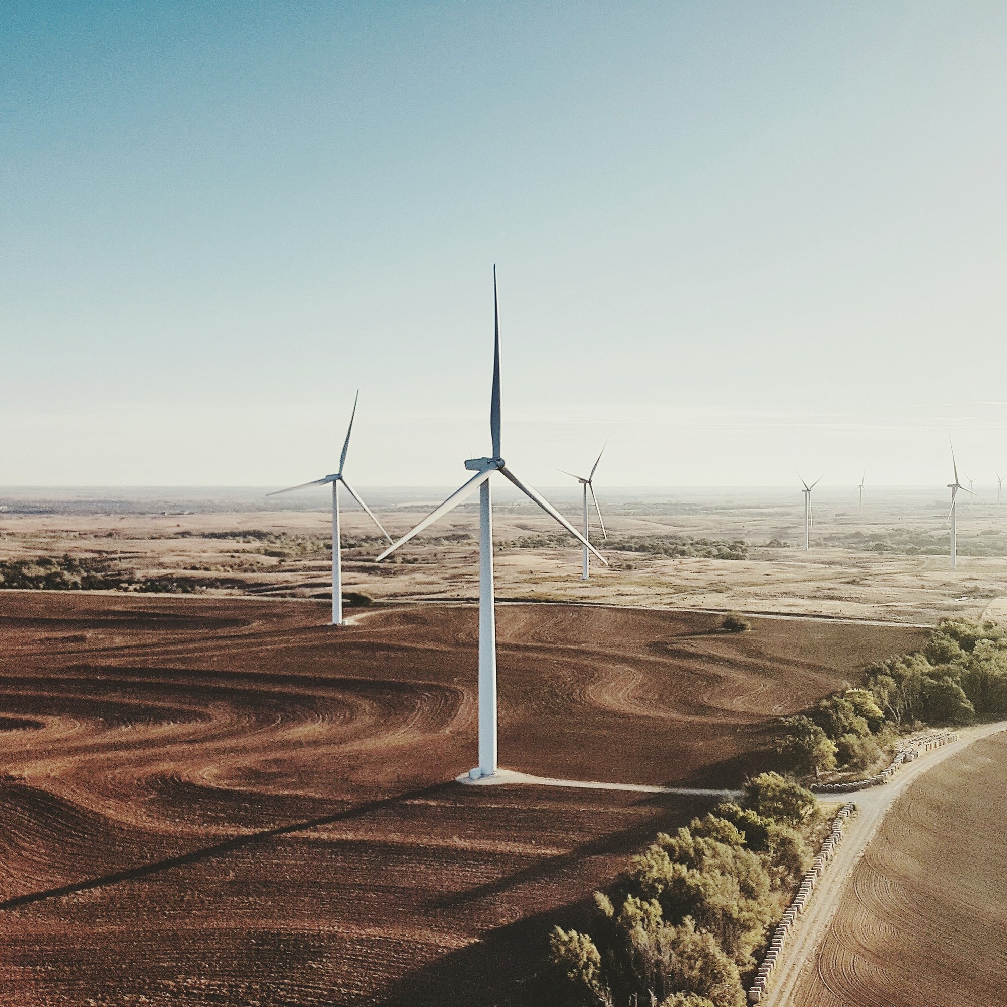 energy_integration dezentraler einspeiser_einspeisemanagement_windenergie_gettyimages-700834979_2000x2000.jpg