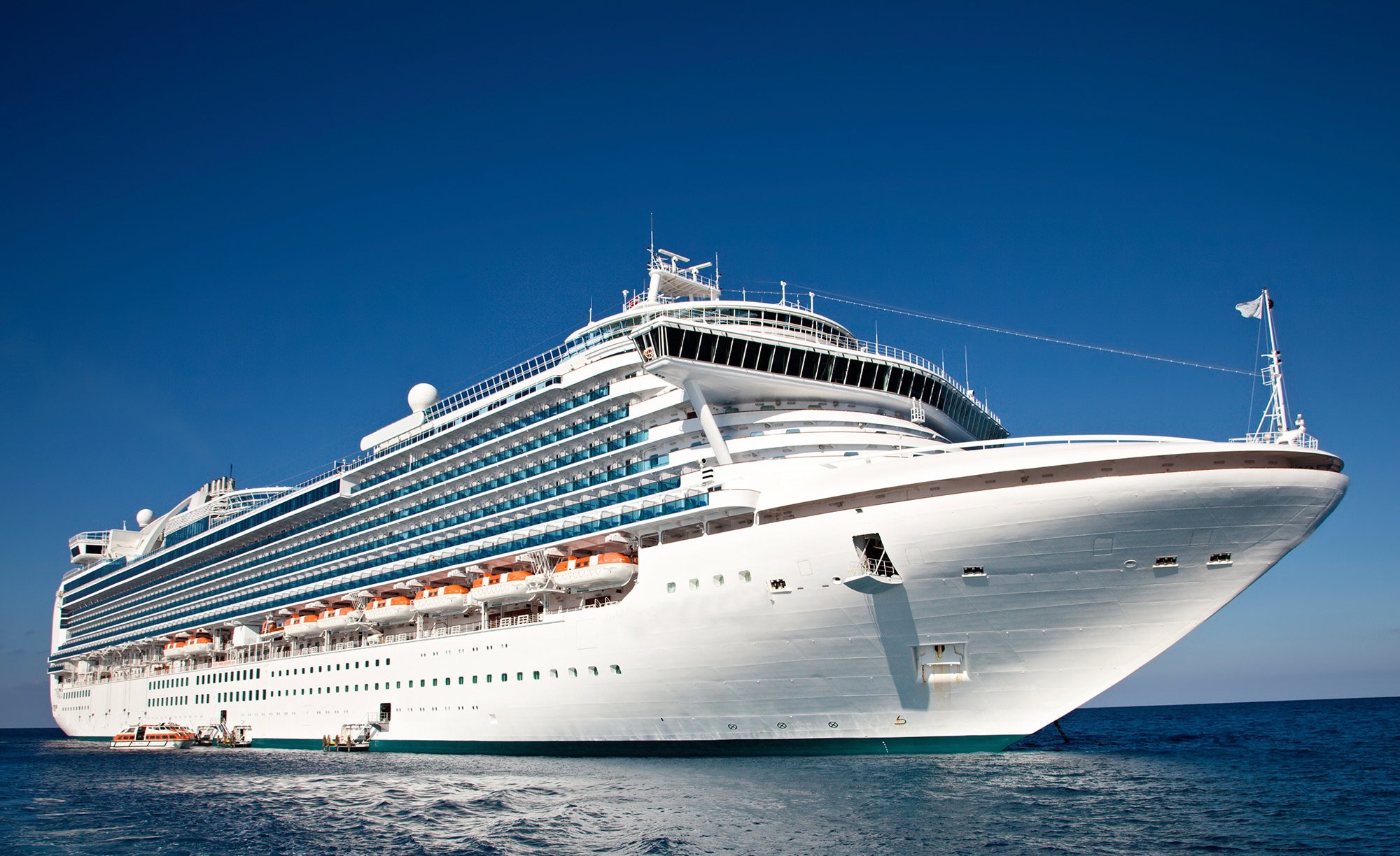 marine_kreuzfahrtschiff_1_2000x1125